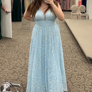 David’s Bridal Blue Prom Dress